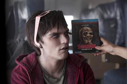 NICHOLAS HOULT stars in WARM BODIES Ph: Jan Thijs © 2012 Summit Entertainment, LLC. All rights reserved.