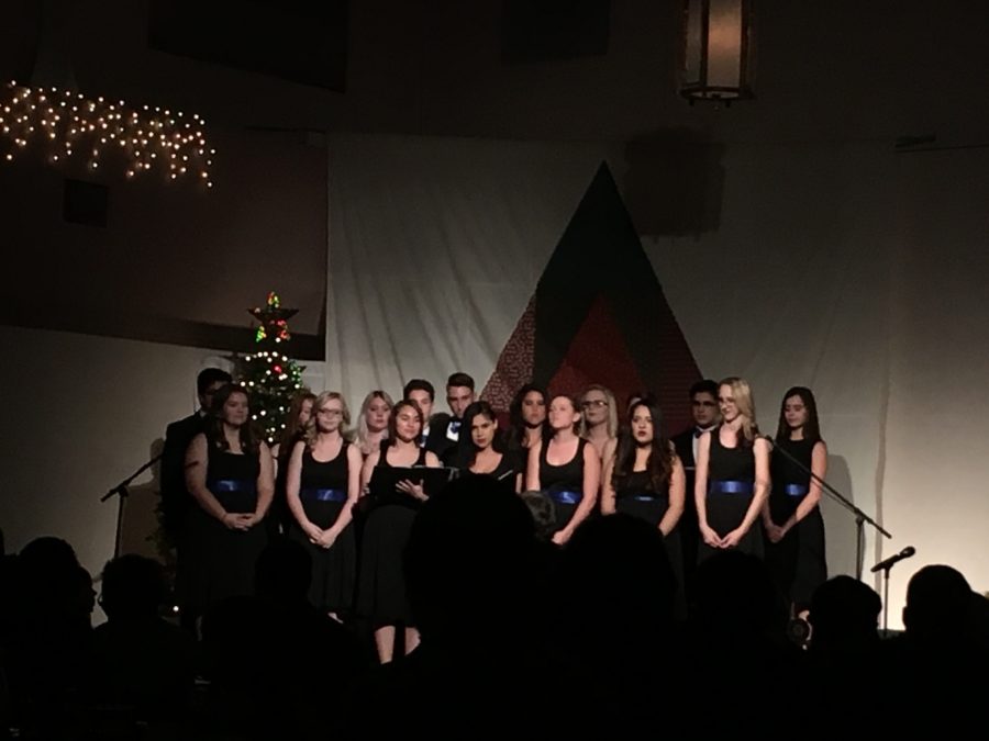 Honor+Choir+performing+at+the+Round+Table+in+December