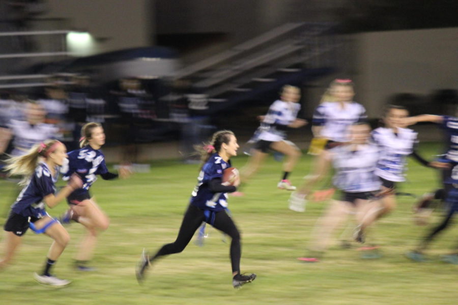 Hannah Miller running the ball