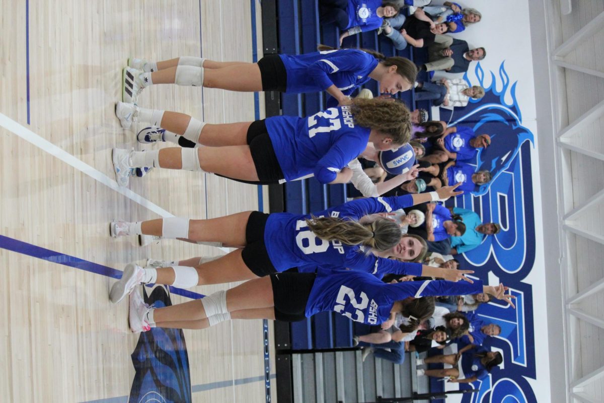 Varsity Volleyball Win Against Rosamond Roadrunners