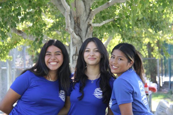 Bishop Tennis vs. Rosamond