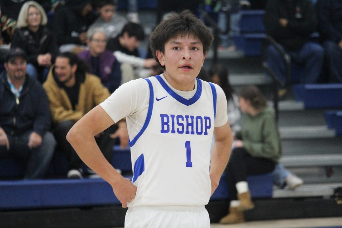 Varsity Boys Basketball Vs Lone Pine