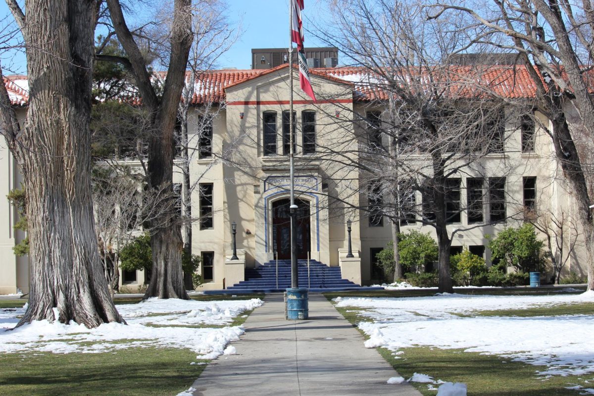 2026 Professional Engineers in California Government application must be received by 5:00 PM, Thursday, April 30, 2026.